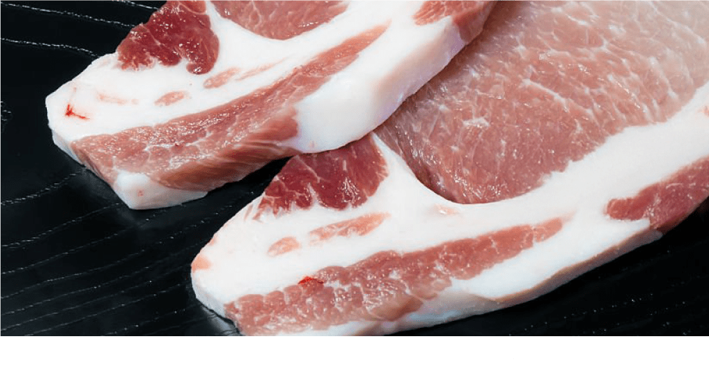 赤身と脂身のバランスの良い肉を厳選して使用。